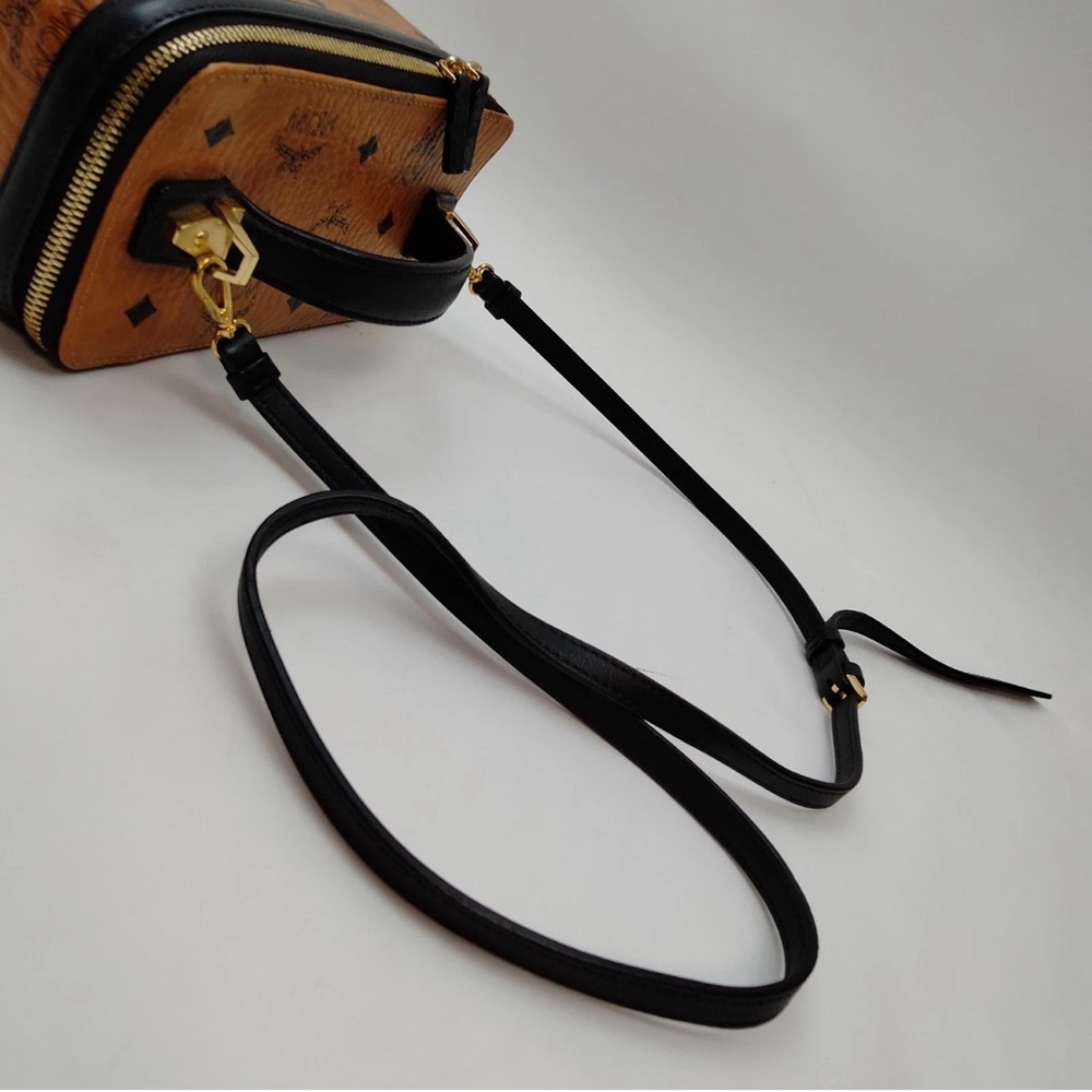 MCM Visetos Rockstar Vanity Case 2way Bag w/cognac coated canvas &black leather - Picture 6 of 15